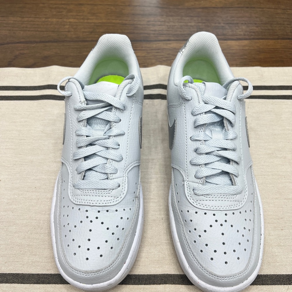 Women’s NIKE Court Low Vision Sneakers